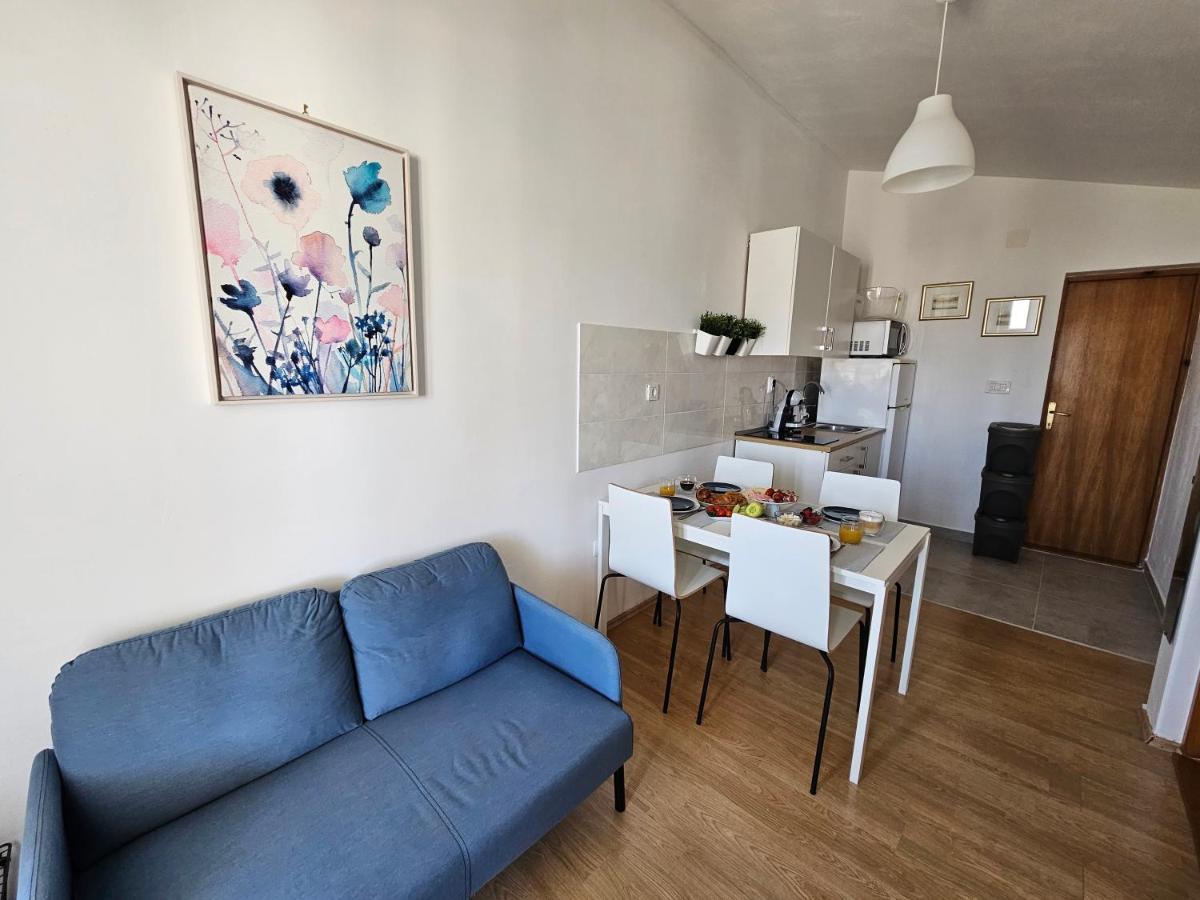 Studio Apartment Pegy 비르 외부 사진